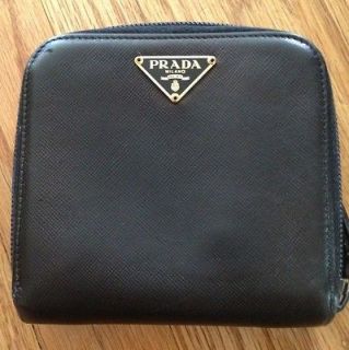 Gently Used PRADA Black Saffiano Zip Wallet