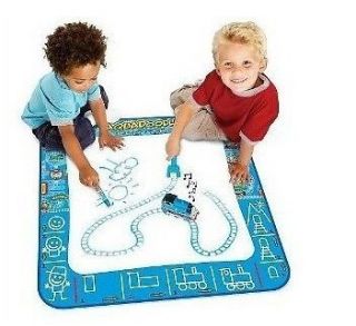 Thomas Aquadoodle Drawing Pen & Mat 32 x32 Just Add Water child 