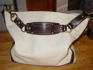 Beautiful White Coach Leather Carly Handbag   Extra Large