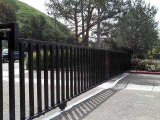 COMMERCIAL DRIVEWAY GATE SECURITY SLIDING METAL INDUSTRIAL GARDEN 