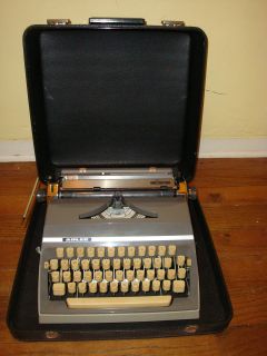 ADLER J5 VINTAGE TYPEWRITER WEST GERMANY WITH INSTRUCTIONS AND CASE