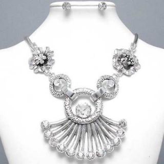 IN THE PARK ABSTRACT SILVERTONE CRYSTAL FLOWER NECKLACE SET BY JEWELRY 