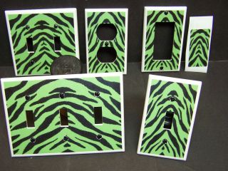ZEBRA STRIPE PRINT GREEN AND BLACK #2 LIGHT SWITCH COVER PLATE OR 
