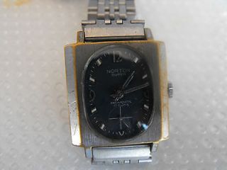 Vintage Norton Super Antimagnetic 17 Rubis Watch   parts or repair