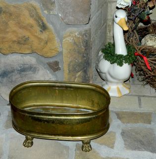 VTG HAMMER BRASS PLANTER OR HEARTH KINDLING BOX MADE IN GERMANY~CLAW 