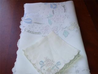 VintageTablecl​oth&4 Napkins~Lovely Madeira Embroidery~Lab​el