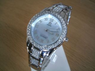   DE TOI WATCH MOTHER OF PEARL DIAL SET WITH A GENUINE DIAMOND KK12
