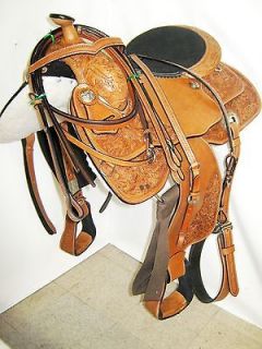 WESTERN SADDLE PKG HAND CARVED   TAN  15 SUEDE SEAT (1023T1) *NEW*