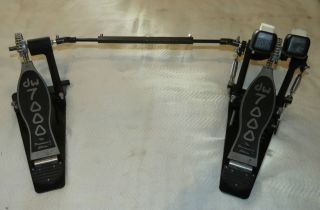 DW 7000 DOUBLE BASS PEDAL   DOUBLE CHAIN   GREAT CONDITION   LOOK