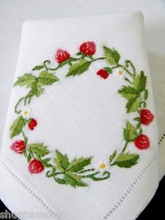 CHRISTMAS WREATH 6 pc LUXURY PURE LINEN HAND EMBROIDERED NAPKINS