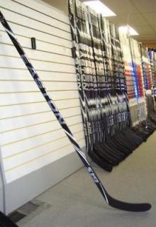 New Easton Stealth S19 Hockey Stick RH 100 Darby 2 pack