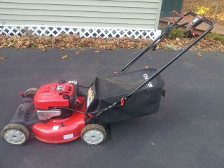   Gas Self Propelled 21 Lawn Mower with Electric Start **Local Pickup