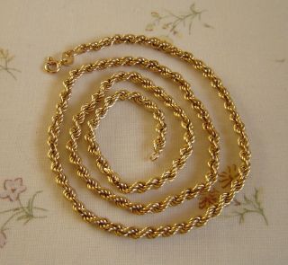 VINTAGE 9ct GOLD HALLMARKED ROPE CHAIN / NECKLACE