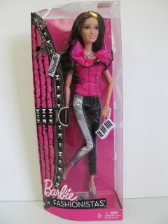 Barbie Fashionistas Barbie Doll   RAQUELLE & her Accessories   Ages 