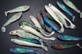 30pcs ASSORTED FISHING SOFT LURES GLOW WORM BAITS 4.0g 4.7g