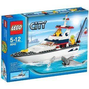 CITY   Lego Fishing Boat BUILDING SET # 4642 by LEGO