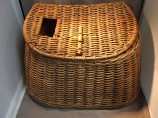 Large Basket 15 x 8 x 9 1/2 Vintage FISHING CREEL Great Condition 