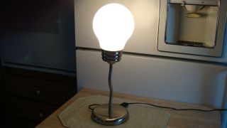 TABLE LAMP DESK LIGHT CHROME WHITE GLASS GLOBE
