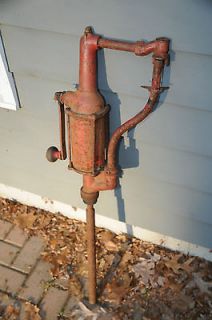 Vintage Old Gas Station oil Barrel Hand Crank Pump