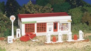 Plasticville HO TEXACO/SHELL Gas Station & Accessories