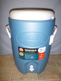   MaxCold Beverage Cooler 5 Gallon Icy Blue Water Sport Quart Out Chill
