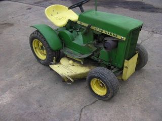 1966 JOHN DEERE 110 LAWN AND GARDEN TRACTOR WITH 38 DECK