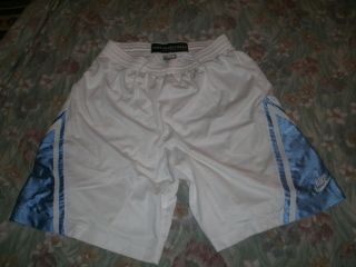 Nike BASKETBALL SHORTS #Rn 56323 / CA 05553 NEW WITHOUT TAGS SIZE XL 