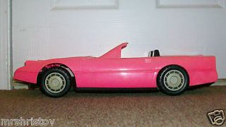   SIZE BLUE BOX BRAND PINK CONVERTIBLE 2 SEATER CORVETTE LOOKING CAR