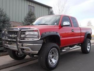   LS 1500 V8 Auto Ext. Cab 4X410 Inch Lift and 22 In. Custom Rims