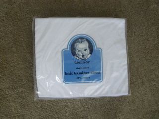 NWT Gerber Boys or Girls Bassinet Sheet Solid White with Snug Fit 
