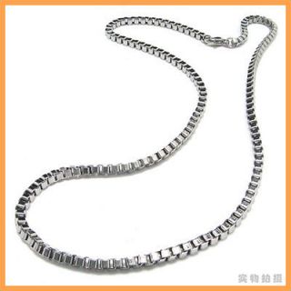 interlocking necklace in Fashion Jewelry