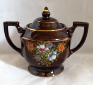 1930s Enamelled Redware Pottery Footed Covered Sugar Bowl Gold Trim