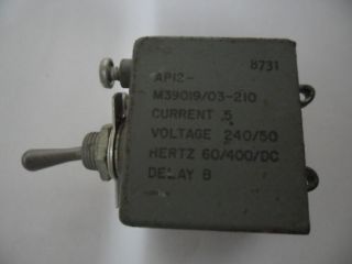 Airpax Circuit Breaker Ap12 M39019/03​ 210 Voltage240/50