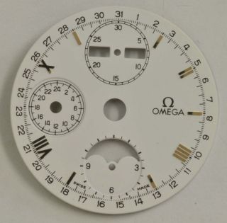 OMEGA Chronograph 1990s Automatic Triple Calendar Moonphase Mens Dial