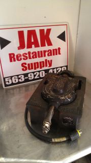 Vintage F.S. Carbon Cast Iron Commercial Waffle Iron Machine Rugged I 