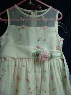 Cinderella Brand Holiday Flower Girl Dress Size 6 Beige with Pink 