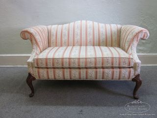 High Quality Solid Mahogany Queen Anne Love Seat With Upholstery