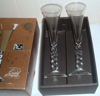 2000 champagne flutes in Pottery & Glass