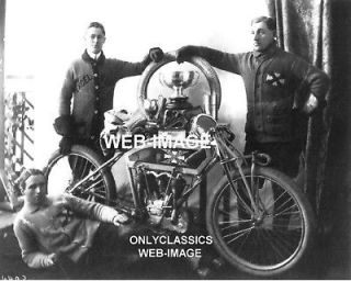 1913 EXCELSIOR AUTO​ CYCLE MOTORCYCLE RACING TEAM PHOTO