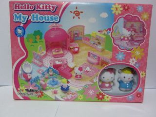 hello kitty house in Collectibles