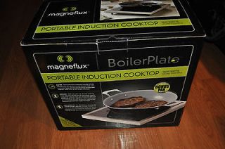 NIB Magneflux Portable Induction Cooktop w/Bonus Pan
