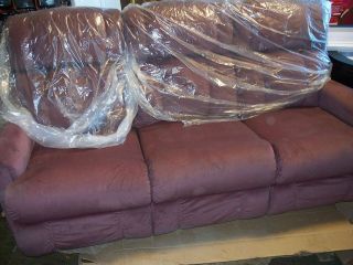 LT BURGUNDY   LAZYBOY DUAL RECLINER SOFA   LOCAL PICK UP ONLY   NEW
