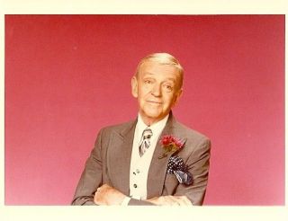 FRED ASTAIRE PORTRAIT THE MAN IN THE SANTA CLAUS SUIT ORIGINAL 1978 