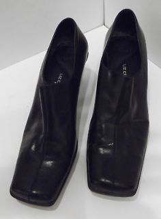 Liz Claiborne Flex Boot Style Shoes, Black Leather, 9 M