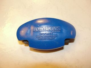Johnsons pocket skate sharpener, blue, plastic, old, skating