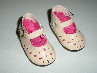 Fits 21 Toni P 93 DollCream Teardrop Cut Out Mary Jane Doll Shoes 