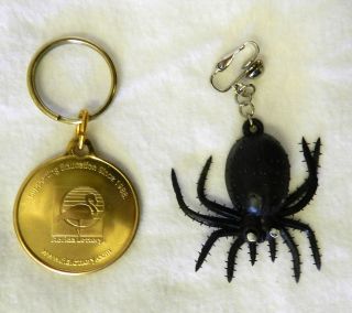 Gold Florida Lottery Flamingo Key Ring Chain Black Halloween Spider 