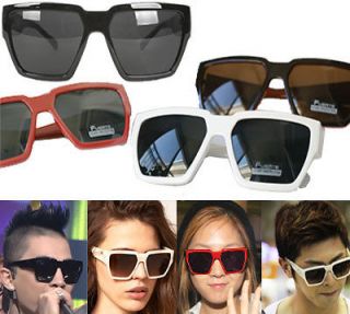   Rectangular Plastic Frame Wide Tapered Temples Sunglasses Men Women