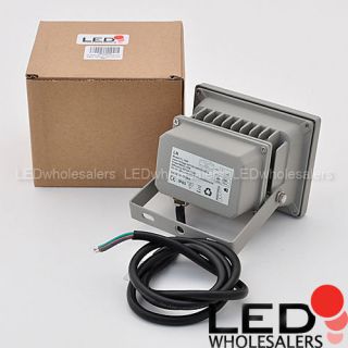 LED Outdoor Waterproof Security Floodlight Light Fixture for Parking 