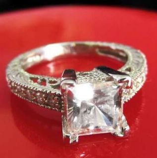 06CTS PRINCESS CUT MAN MADE DIAMOND ENGAGEMENT RING 14KT SOLID White 